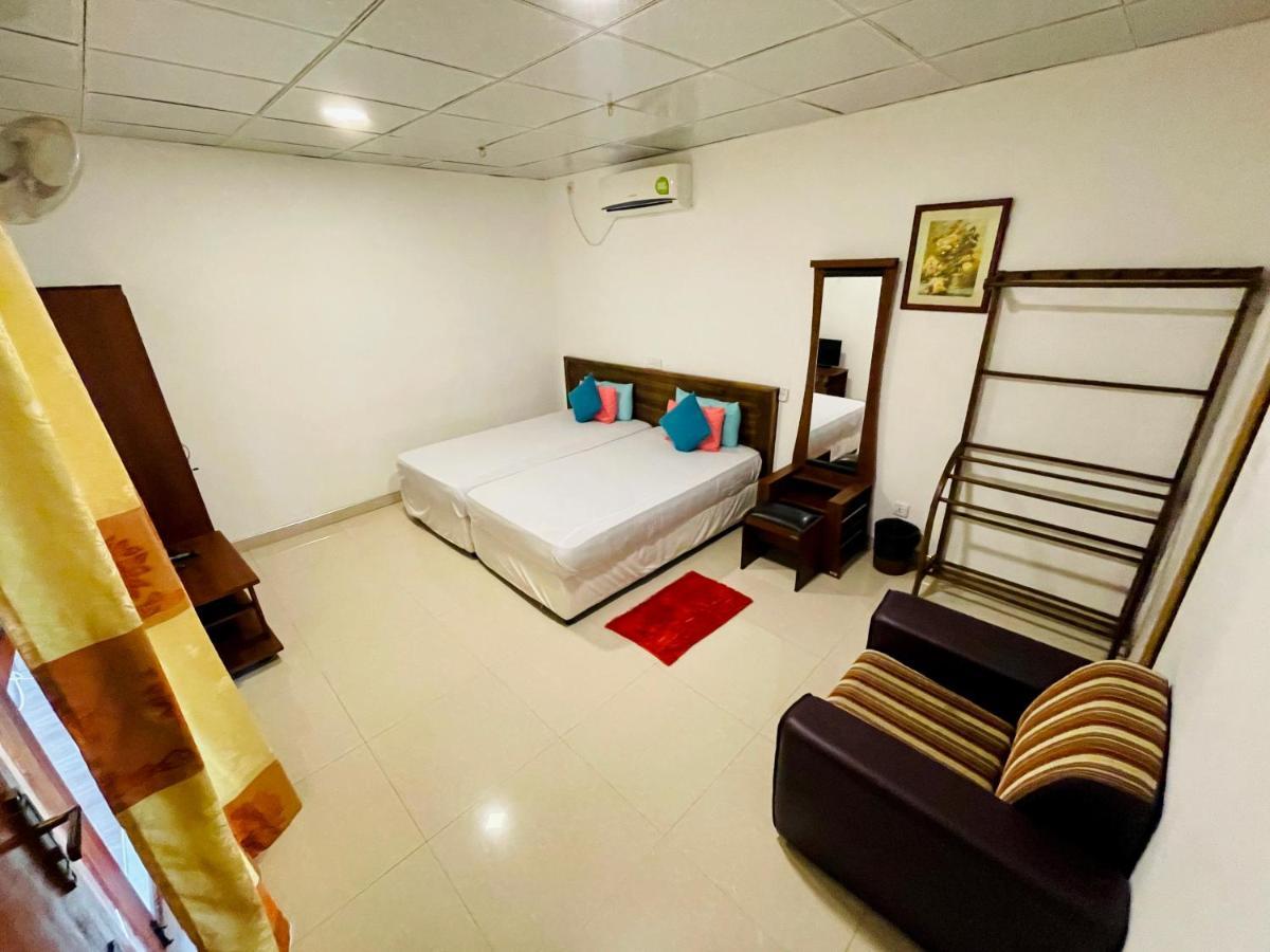 Tishan Holiday Resort Polonnâruvâ Extérieur photo
