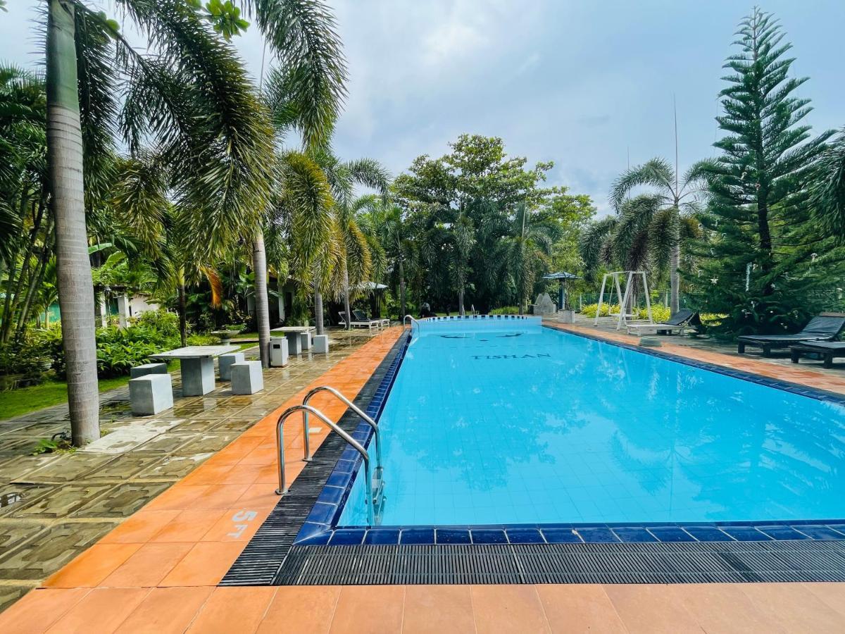 Tishan Holiday Resort Polonnâruvâ Extérieur photo